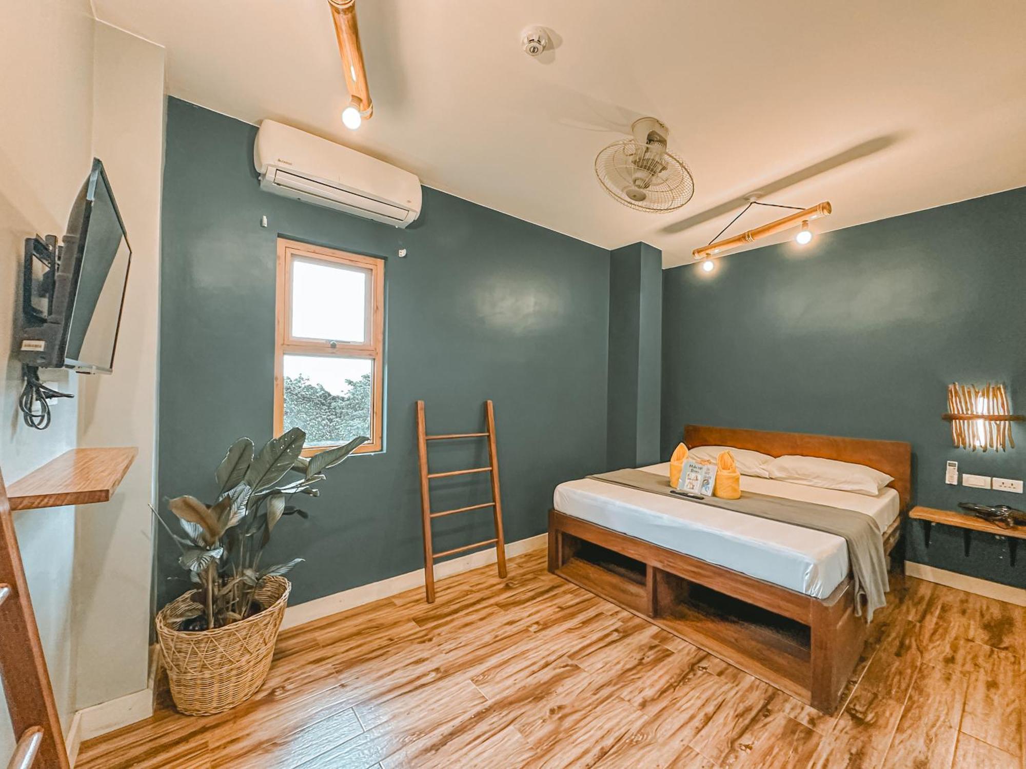 Outpost Hostel - Coron Eksteriør bilde